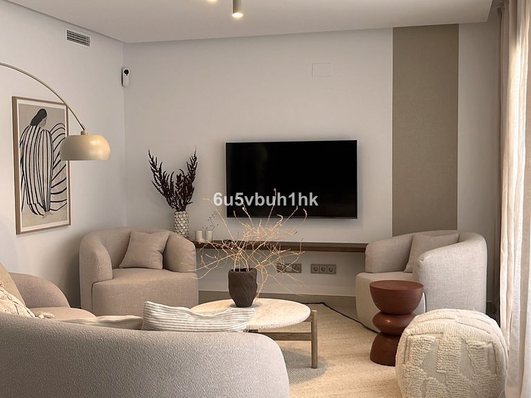 Apartment for Sale in La Quinta, Malaga 7