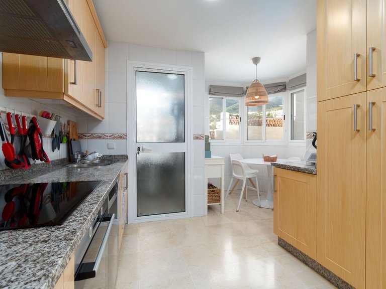 Apartment for Sale in Benalmadena, Malaga 10