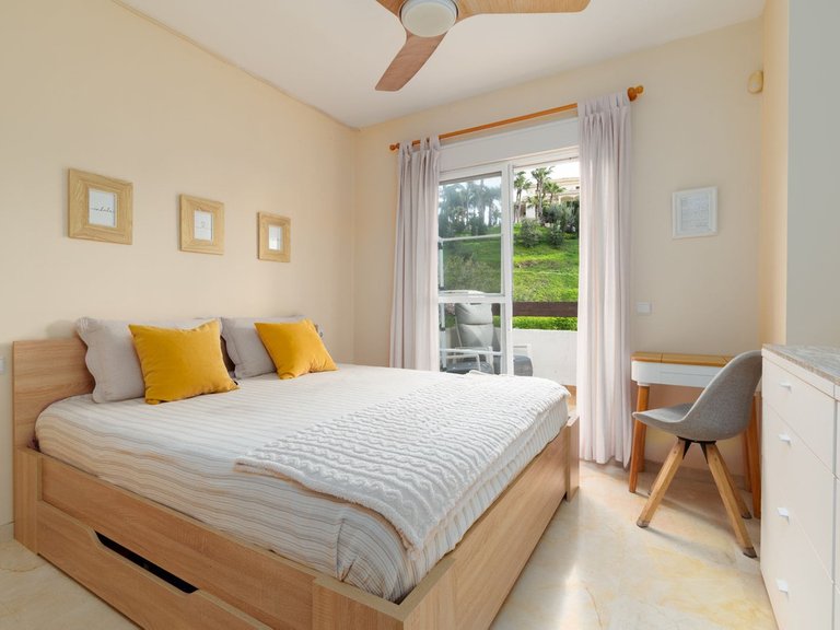 Apartment for Sale in Benalmadena, Malaga 16
