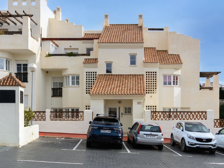 Apartment for Sale in Benalmadena, Malaga 25