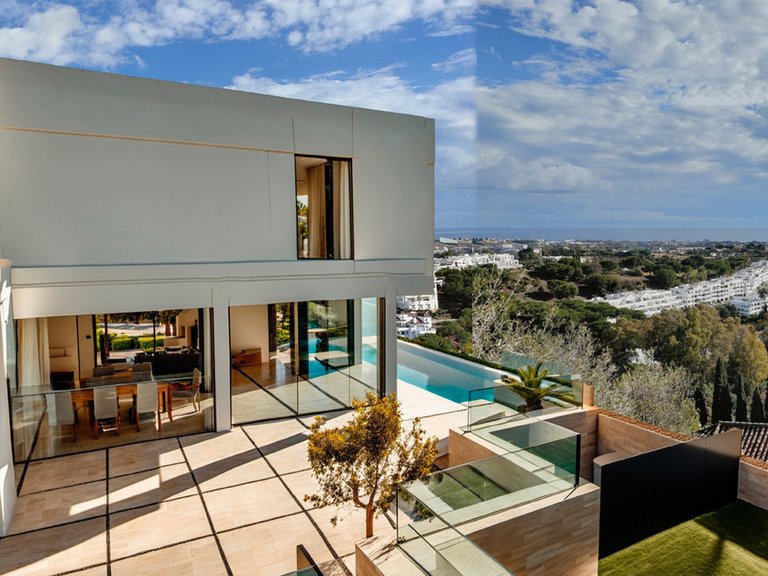 Villa for Sale in Benahavís, Malaga 8