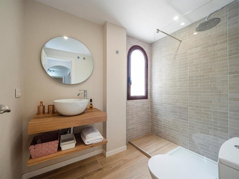 Apartment for Sale in The Golden Mile, Malaga 22