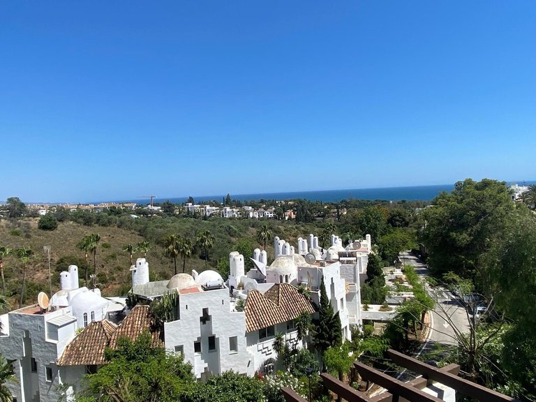 Apartment for Sale in The Golden Mile, Malaga 4