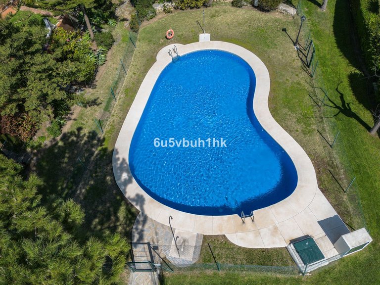 Villa for Sale in Sierrezuela, Malaga 49