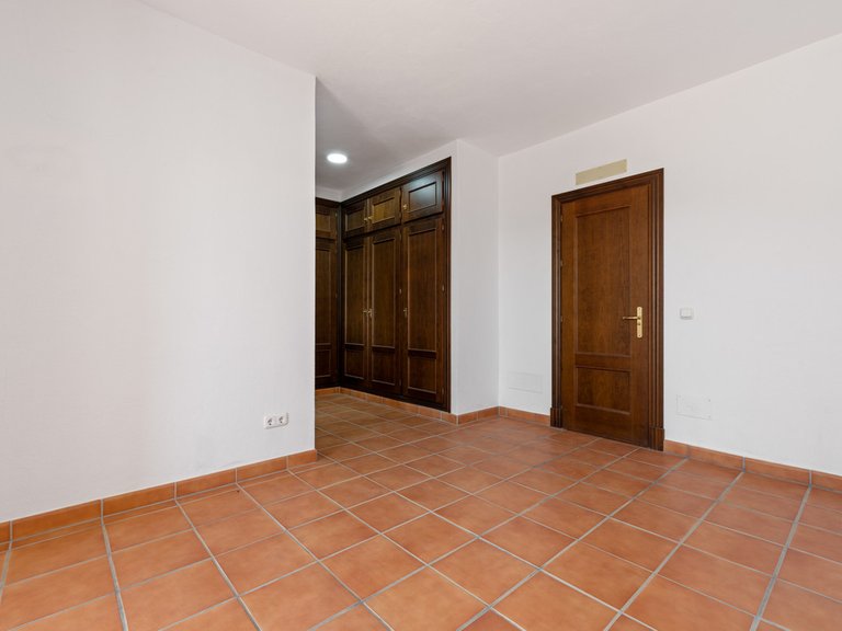 Villa for Sale in Casares, Malaga 24