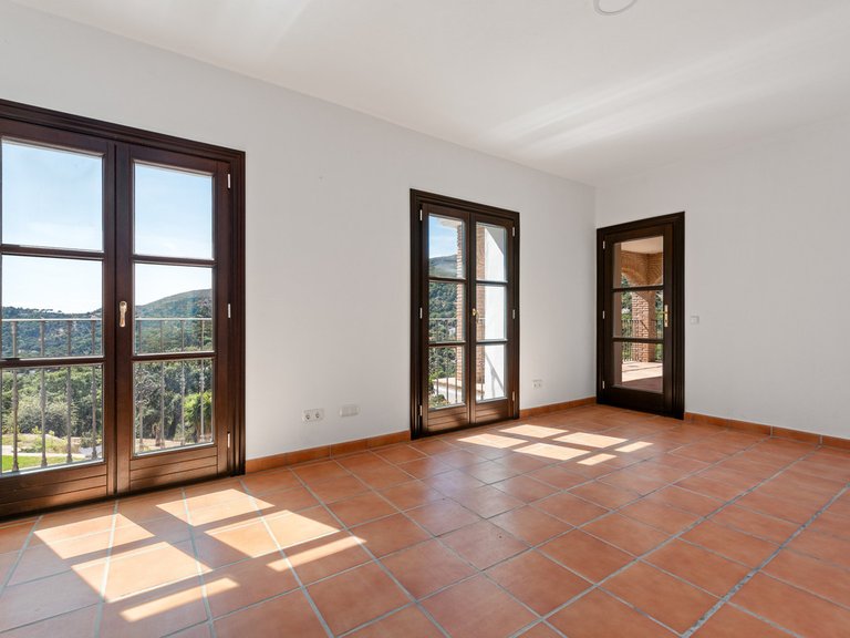 Villa for Sale in Casares, Malaga 26