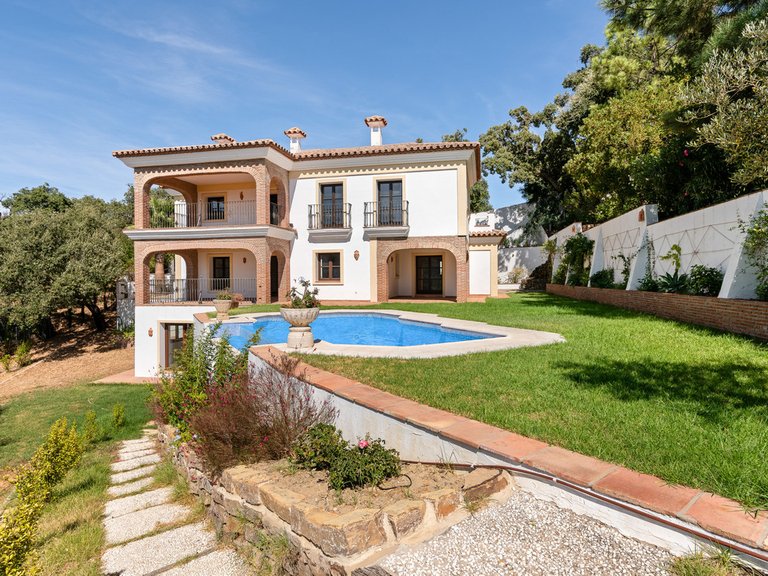 Villa for Sale in Casares, Malaga 42