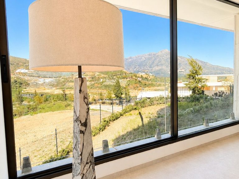 Apartment for Sale in La Quinta, Malaga 16