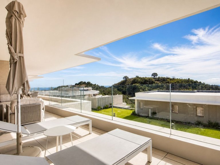 Apartment for Sale in La Quinta, Malaga 5