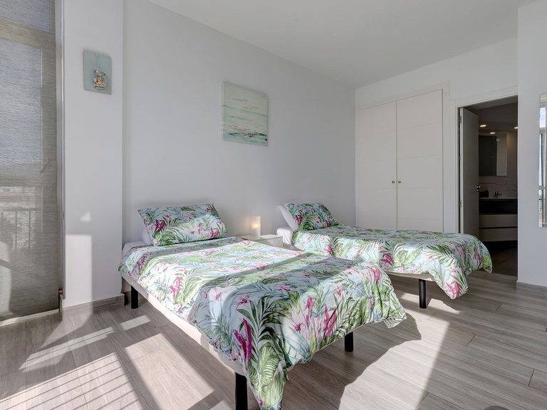 Apartment for Sale in Benalmadena Costa, Malaga 24