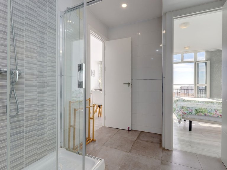 Apartment for Sale in Benalmadena Costa, Malaga 26