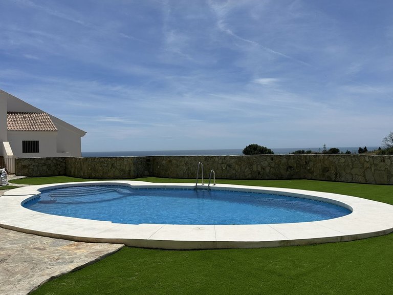 Villa for Sale in Torrequebrada, Malaga 100
