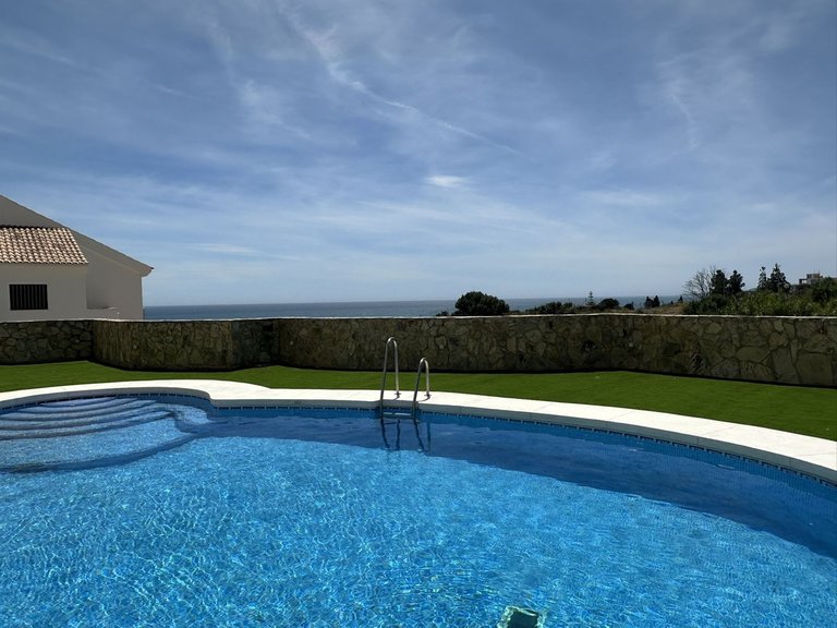 Villa for Sale in Torrequebrada, Malaga 103