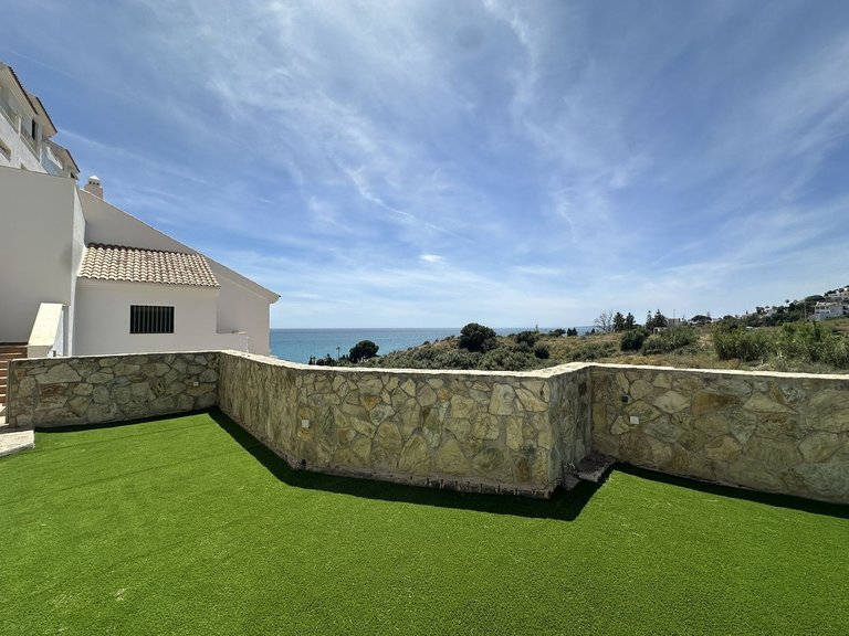Villa for Sale in Torrequebrada, Malaga 104