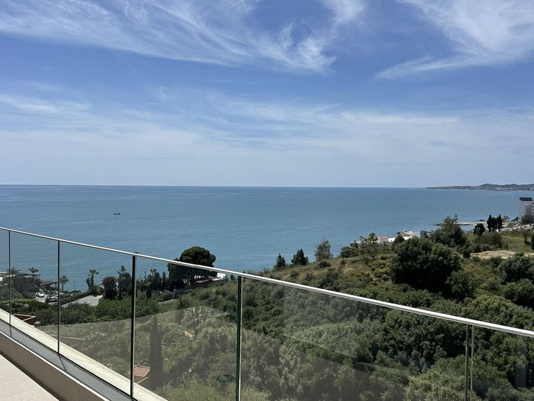 Villa for Sale in Torrequebrada, Malaga 24