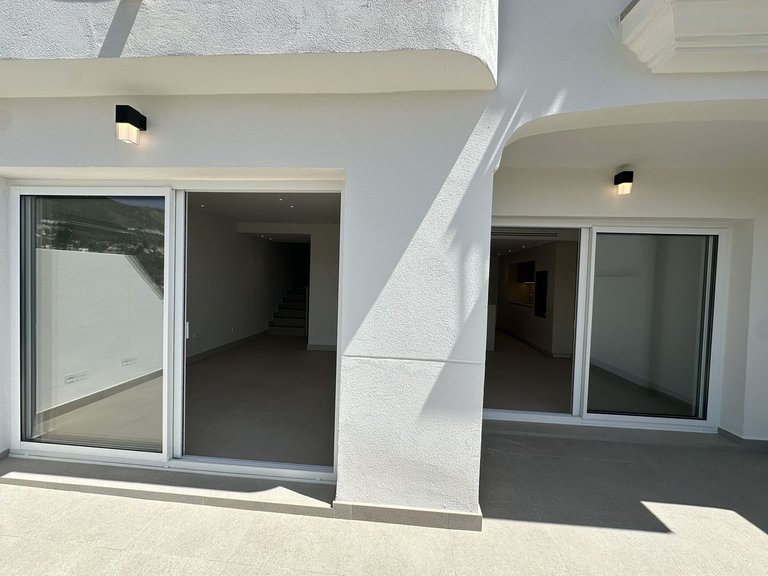 Villa for Sale in Torrequebrada, Malaga 29