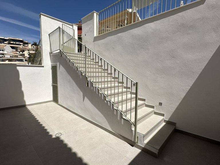 Villa for Sale in Torrequebrada, Malaga 5