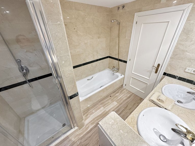 Apartment for Sale in Elviria, Malaga 14