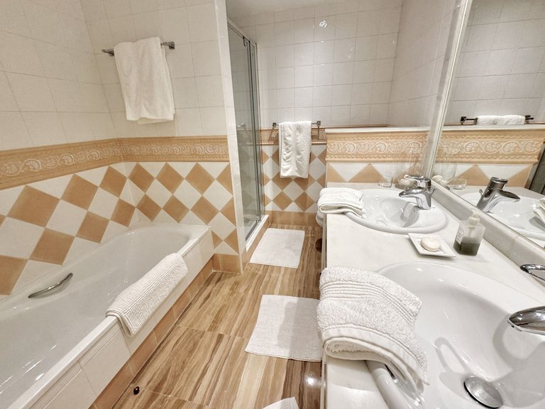 Apartment for Sale in Elviria, Malaga 17