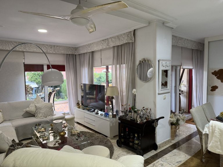 Villa for Sale in Benalmadena Costa, Malaga 30