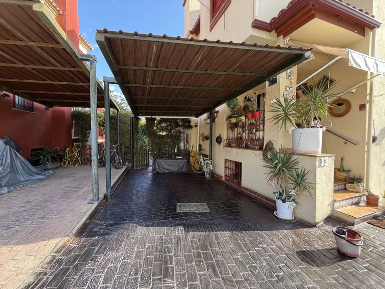 Villa for Sale in Benalmadena Costa, Malaga 31