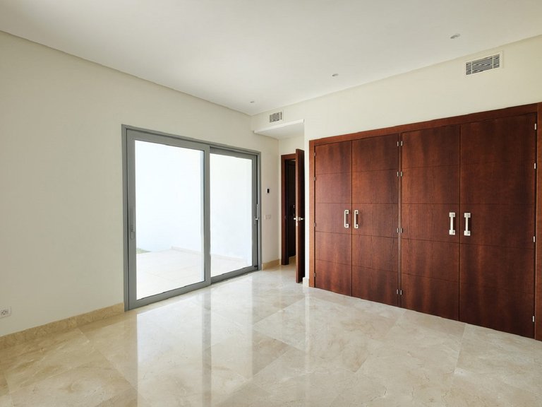 Villa for Sale in Benahavís, Malaga 10