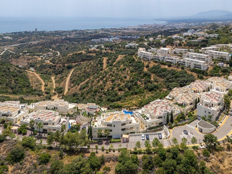 Apartment for Sale in Altos De Los Monteros, Malaga 25