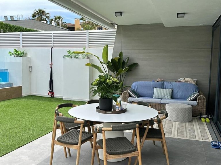 Villa for Sale in Puerto Banús, Malaga 3