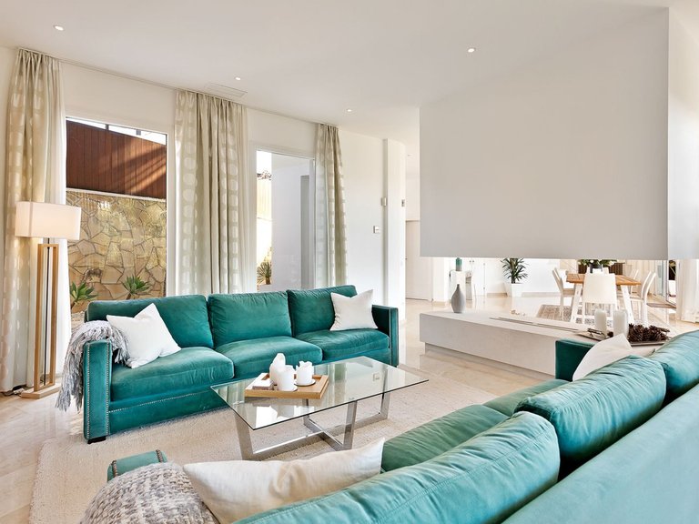 Villa for Sale in El Rosario, Malaga 10