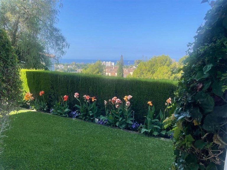 Villa for Sale in El Rosario, Malaga 21