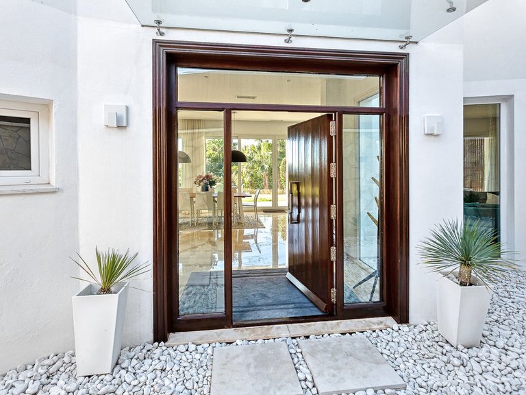 Villa for Sale in El Rosario, Malaga 3
