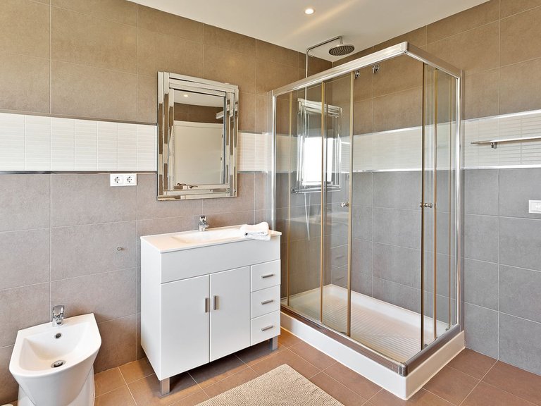 Villa for Sale in El Rosario, Malaga 33