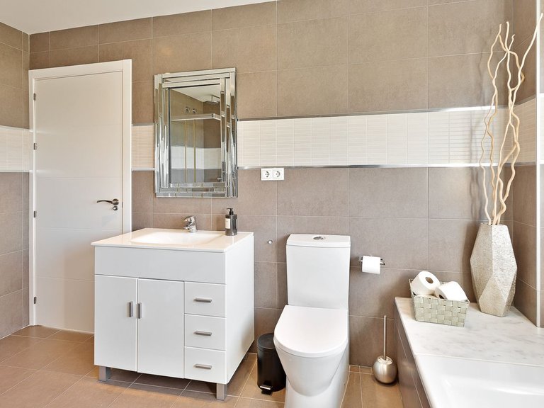 Villa for Sale in El Rosario, Malaga 34