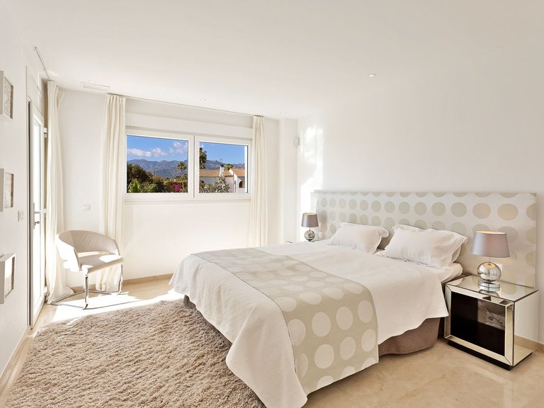 Villa for Sale in El Rosario, Malaga 45