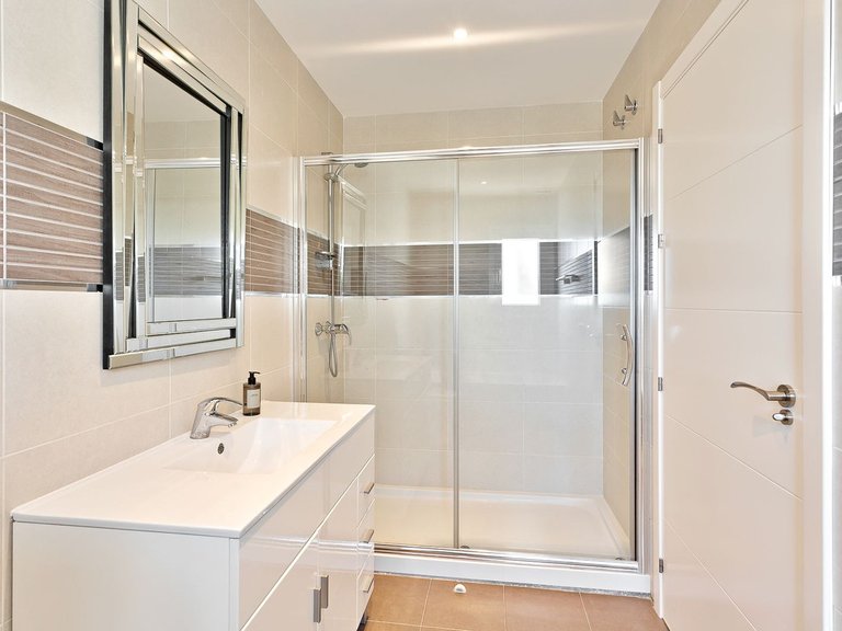 Villa for Sale in El Rosario, Malaga 51