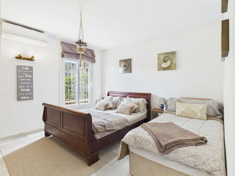 Villa for Sale in Estepona, Malaga 13