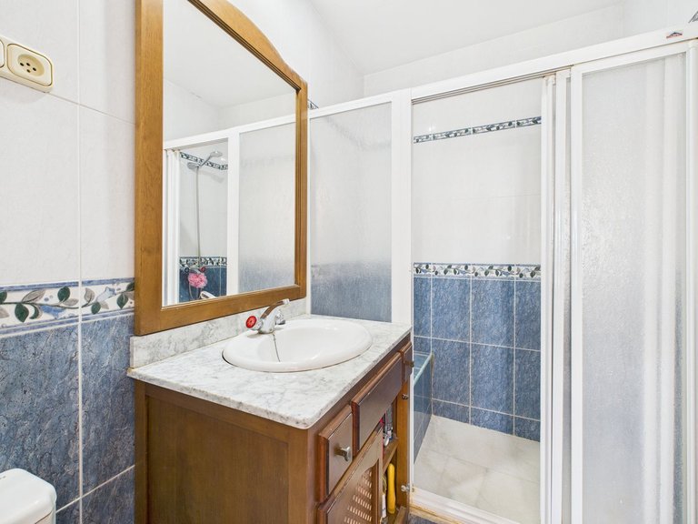 Villa for Sale in Estepona, Malaga 24