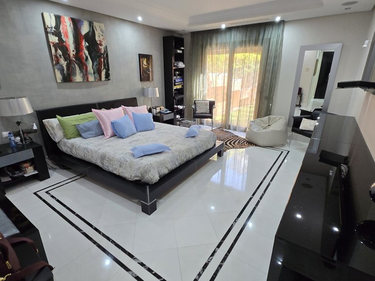 Apartment for Sale in Puerto Banús, Malaga 10