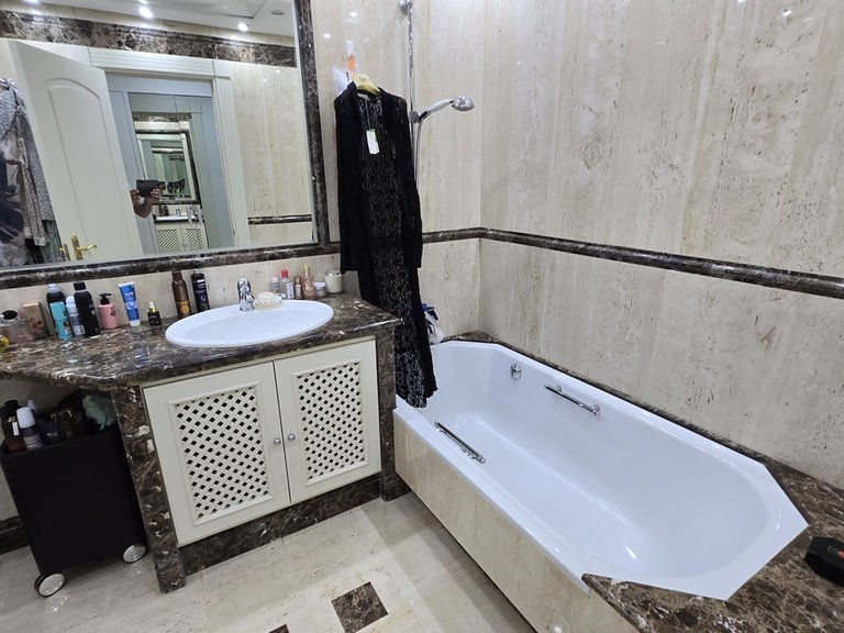 Apartment for Sale in Puerto Banús, Malaga 41