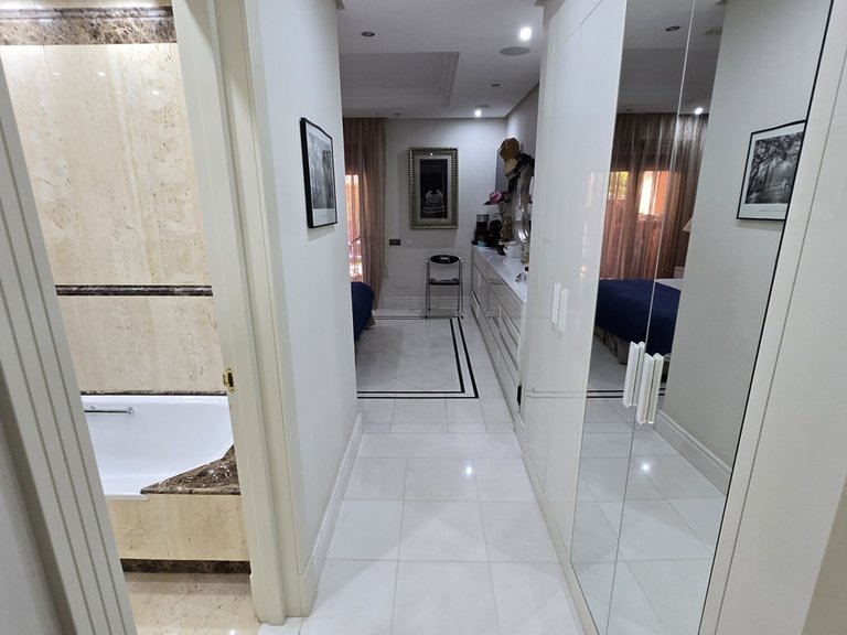 Apartment for Sale in Puerto Banús, Malaga 42