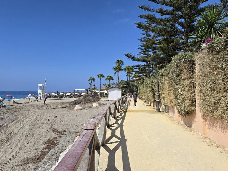 Apartment for Sale in Puerto Banús, Malaga 8