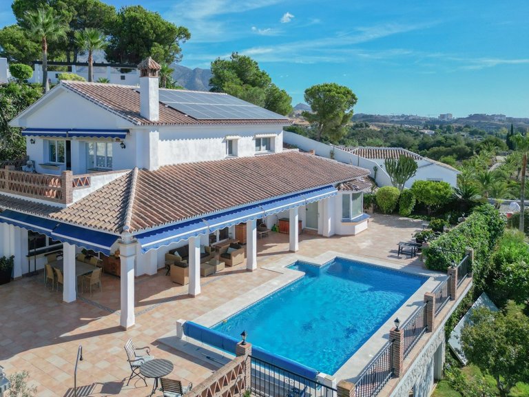 Villa for Sale in Mijas, Malaga 1
