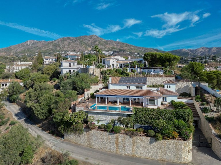 Villa for Sale in Mijas, Malaga 12