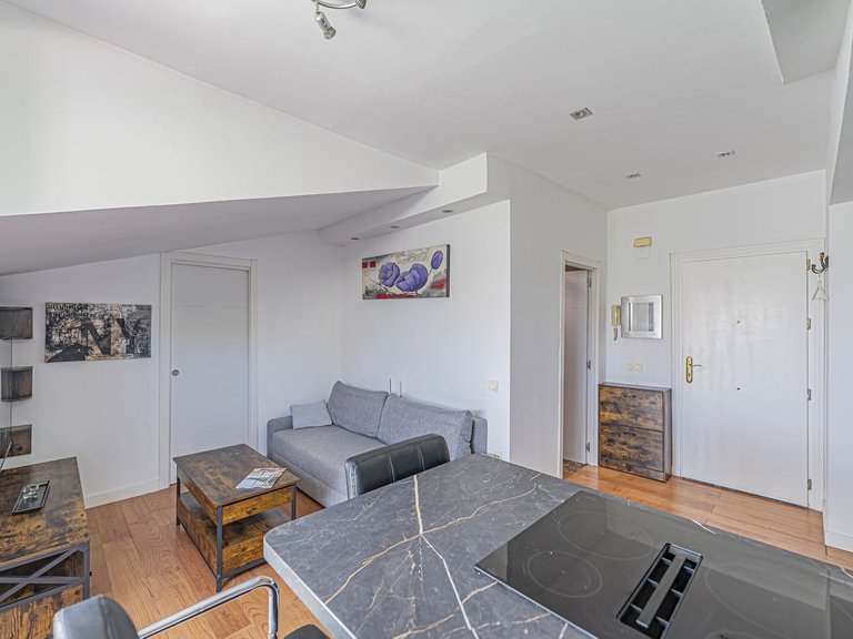 Apartment for Sale in The Golden Mile, Malaga 10