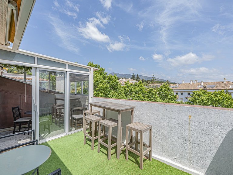 Apartment for Sale in The Golden Mile, Malaga 12