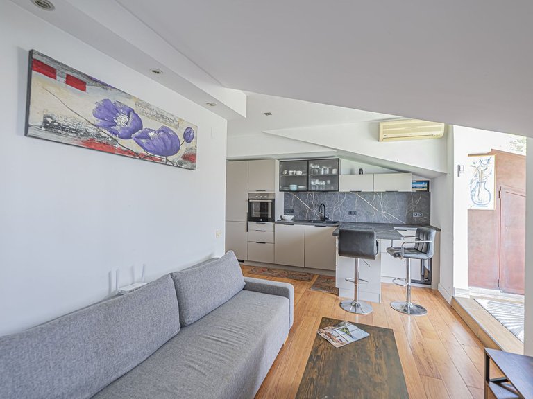 Apartment for Sale in The Golden Mile, Malaga 3