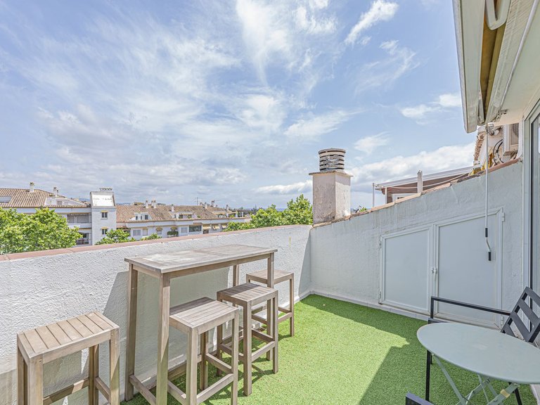 Apartment for Sale in The Golden Mile, Malaga 4