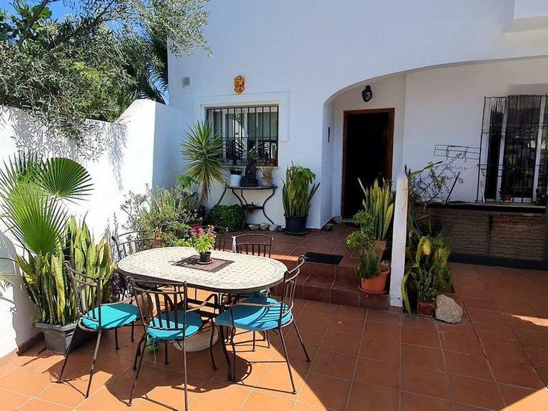 Villa for Sale in Fuengirola, Malaga 2