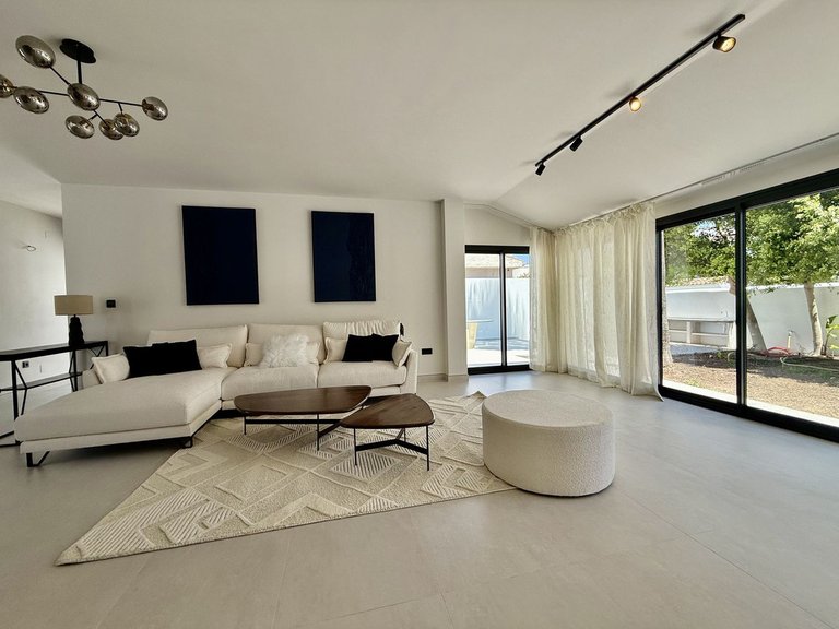 Villa for Sale in Marbella, Malaga 30