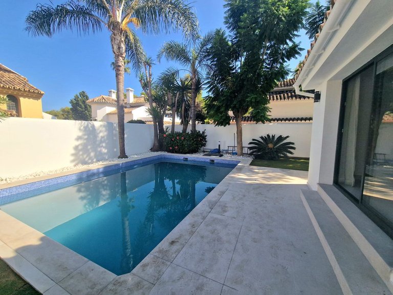 Villa for Sale in Marbella, Malaga 4